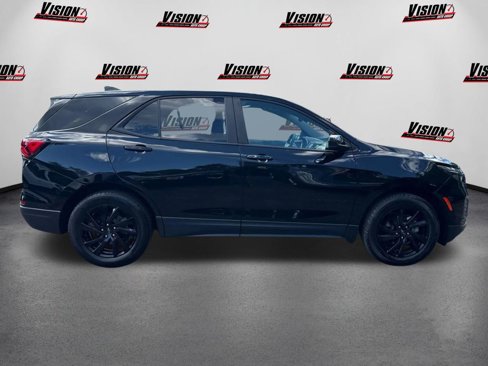 Used 2024 Chevrolet Equinox LS w/ LS Convenience Package image 4