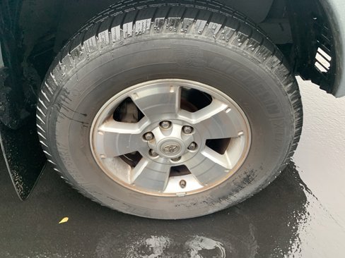 Used 2012 Toyota Tacoma TRD Off-Road image 6