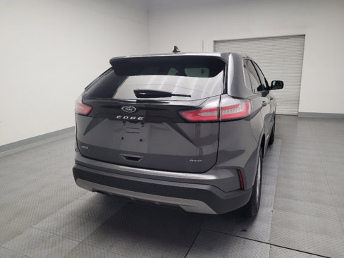 Used 2023 Ford Edge SEL image 7