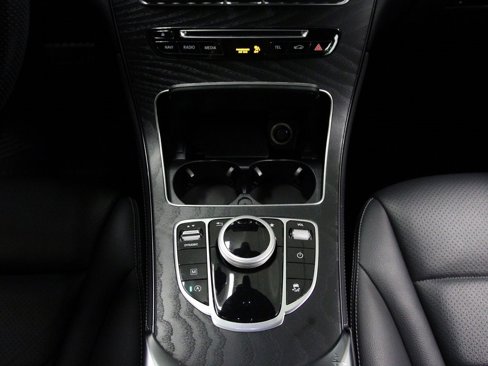Used 2019 Mercedes-Benz GLC 300 4MATIC Coupe image 16