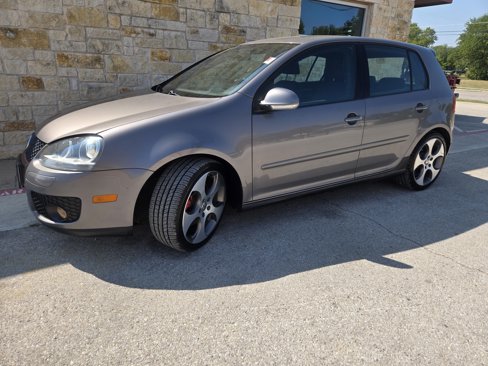 Used 2008 Volkswagen GTI 4-Door image 2