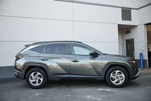 Used 2023 Hyundai Tucson SEL w/ Cargo Package image 3