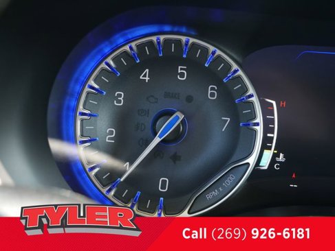 Used 2023 Chrysler Pacifica Touring-L image 48