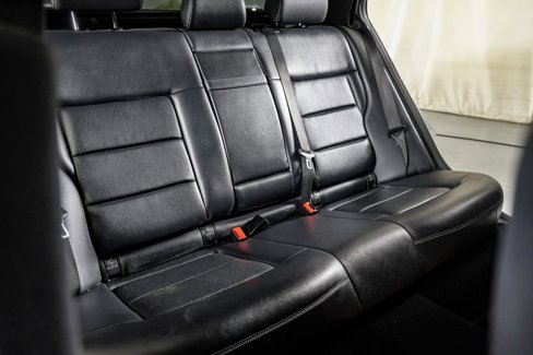 Used 2015 Mercedes-Benz E 350 Sedan image 28