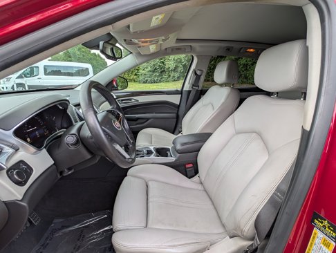 Used 2016 Cadillac SRX Luxury w/ Driver Awareness Package image 10