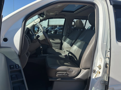 Used 2019 Nissan Frontier SL image 20