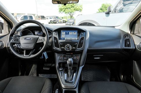 Used 2017 Ford Focus SEL image 14