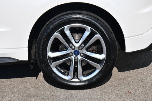 Used 2018 Ford Edge Sport w/ Technology Package image 20