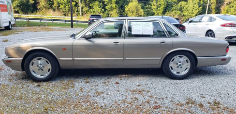 Used 1995 Jaguar XJ6 image 2