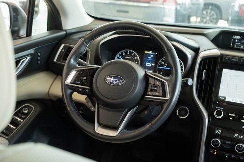 Used 2021 Subaru Ascent Limited w/ Technology Package image 9