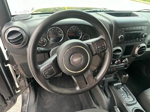 Used 2017 Jeep Wrangler Sport image 22