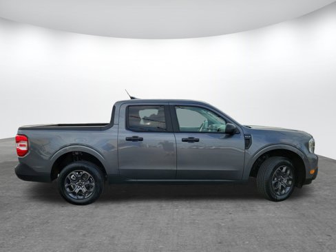 Used 2023 Ford Maverick XLT image 4