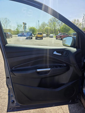 Used 2018 Ford Escape SE w/ SE Sync 3 Package image 11