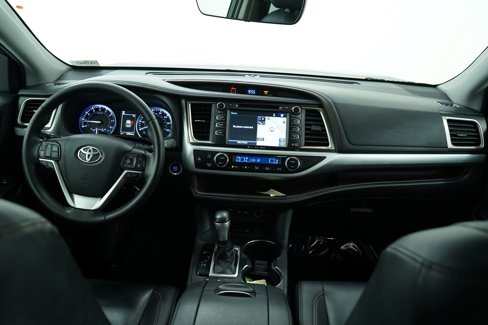 Used 2019 Toyota Highlander XLE image 13