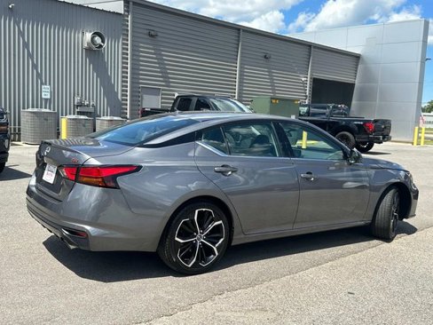 Used 2024 Nissan Altima 2.5 SR image 6