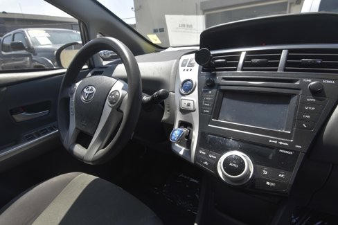 Used 2014 Toyota Prius V Three image 8