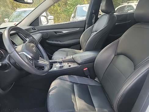 Certified 2022 INFINITI QX50 Luxe image 6