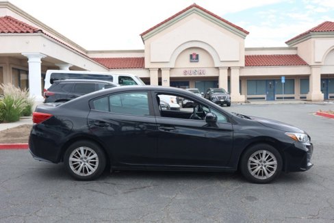 Used 2018 Subaru Impreza 2.0i Premium image 3