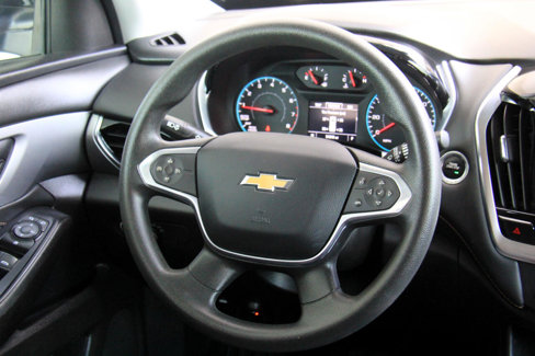 Used 2021 Chevrolet Traverse LS image 11
