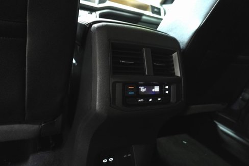 Used 2021 Volkswagen Atlas SE image 14