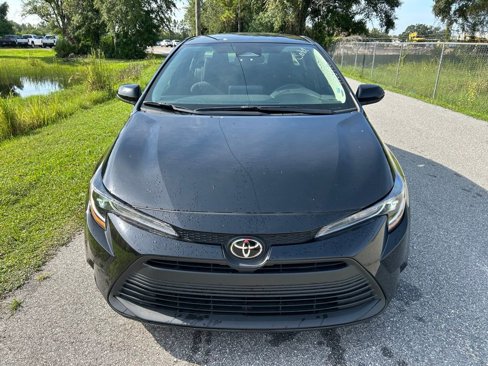 Used 2023 Toyota Corolla LE image 7