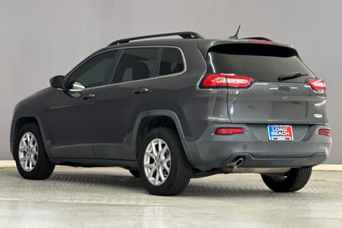 Used 2015 Jeep Cherokee Latitude image 3
