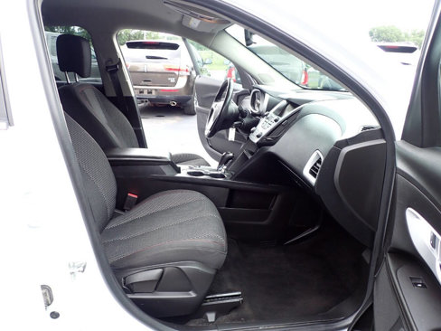 Used 2016 Chevrolet Equinox LT w/ Convenience Package image 12