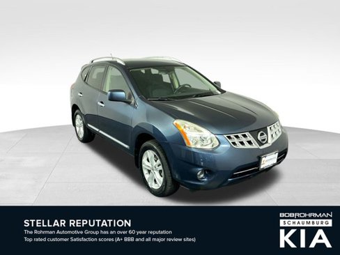 Used 2012 Nissan Rogue SV image 3