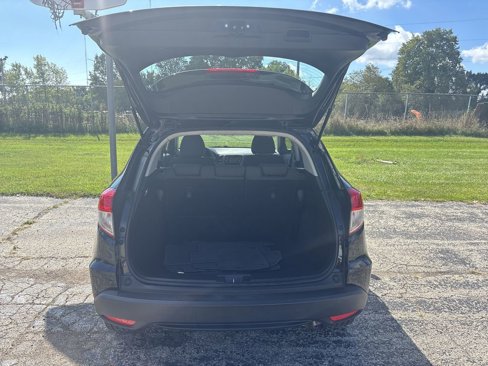 Used 2019 Honda HR-V LX image 12