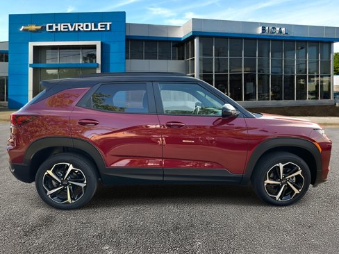 Used 2023 Chevrolet TrailBlazer RS w/ Technology Package image 4