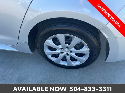 Used 2024 Toyota Corolla LE image 12