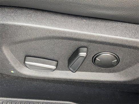 Used 2024 Ford Edge Titanium image 20