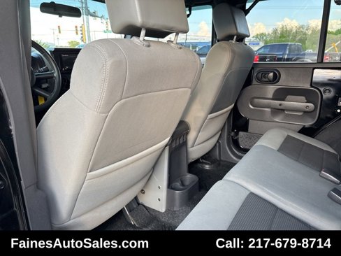 Used 2010 Jeep Wrangler Unlimited Sport image 46