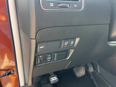 Used 2019 Nissan Armada SL w/ Premium Package image 16