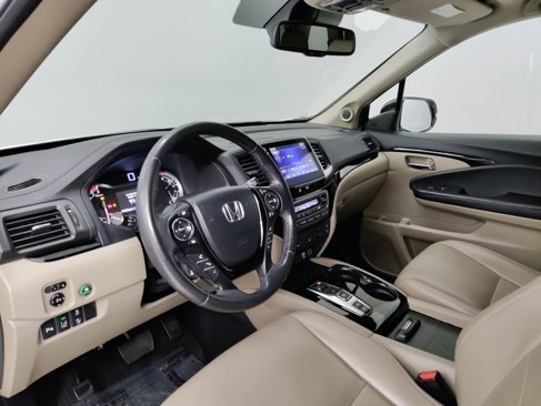 Used 2016 Honda Pilot Elite image 15