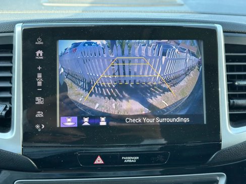 Used 2017 Honda Pilot Touring image 43