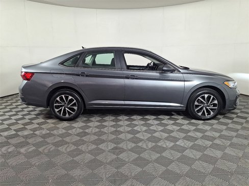 Used 2024 Volkswagen Jetta S image 11