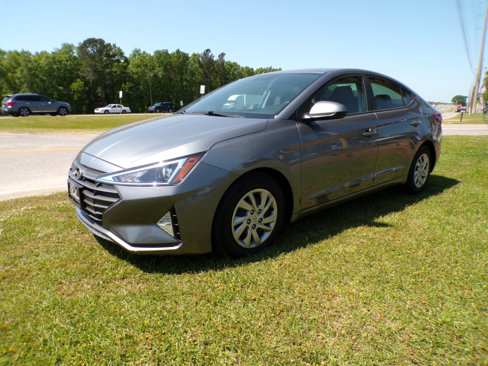 Used 2019 Hyundai Elantra SE w/ Cargo Package image 4