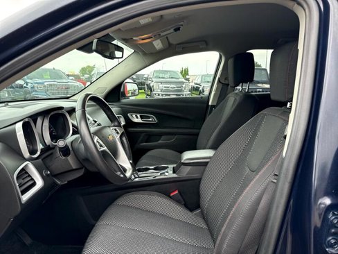 Used 2017 Chevrolet Equinox LT w/ Convenience Package image 11