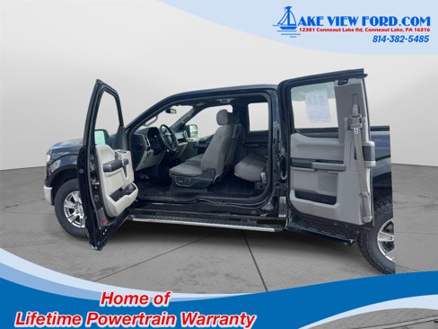 Used 2017 Ford F150 XLT w/ Equipment Group 302A Luxury image 10