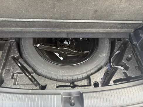 Used 2021 Volkswagen Tiguan S image 24