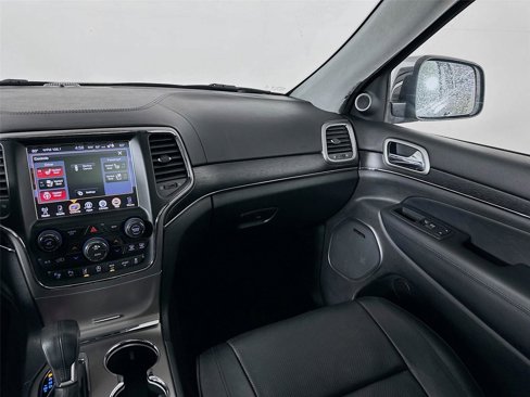 Used 2017 Jeep Grand Cherokee Summit image 25