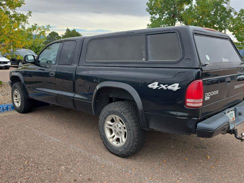 Used 2004 Dodge Dakota Sport w/ Deluxe Convenience Group image 12