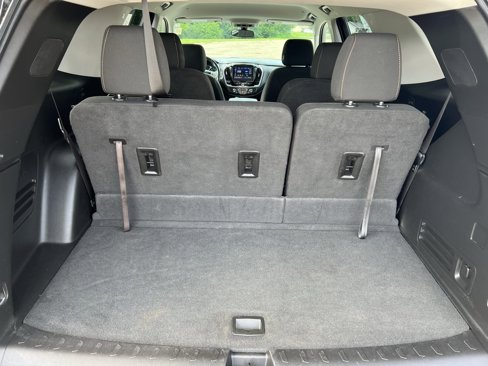 Used 2020 Chevrolet Traverse LT image 16