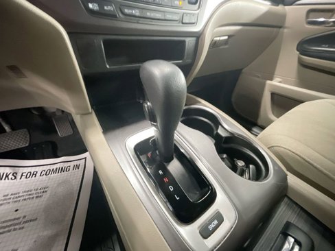 Used 2018 Honda Pilot EX image 15