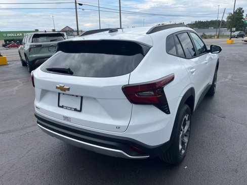 New 2025 Chevrolet Trax LT image 5