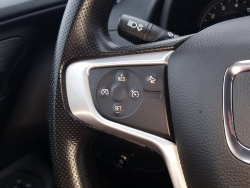 Used 2022 GMC Terrain SLE w/ Driver Convenience Package image 25