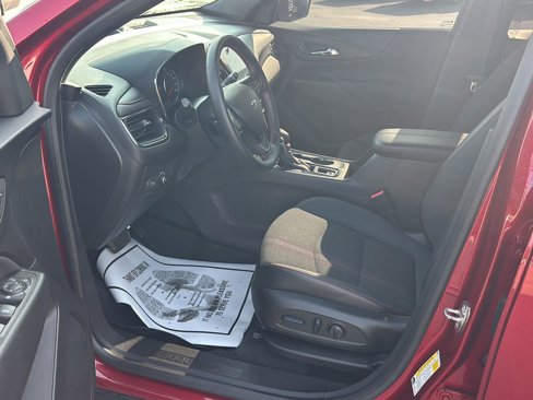 Used 2023 Chevrolet Equinox RS image 16
