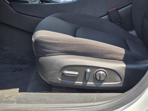 Used 2023 Chevrolet Malibu LT image 18