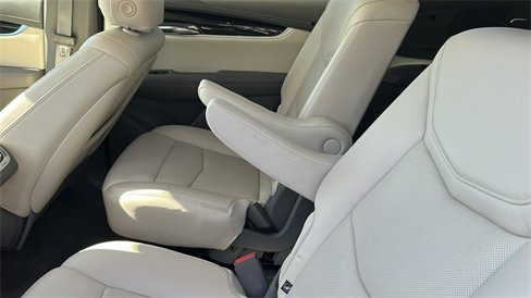 Used 2020 Cadillac XT6 Premium Luxury image 19